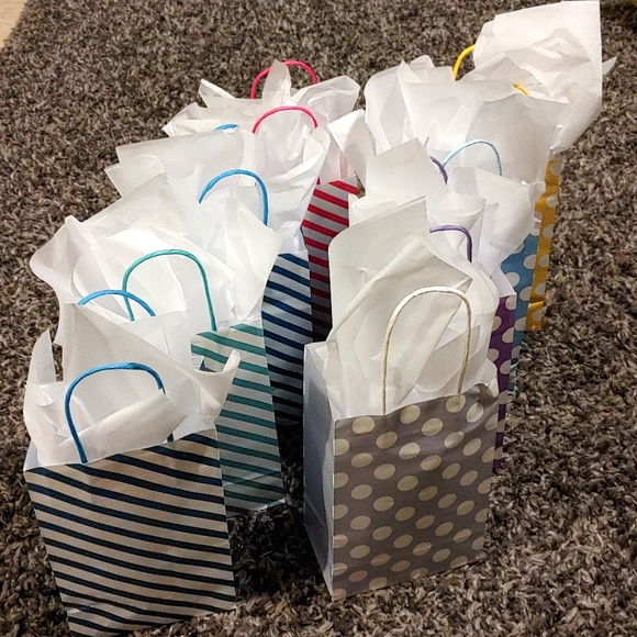 Mystery Accessories Grab Bags - Picture 2 of 2